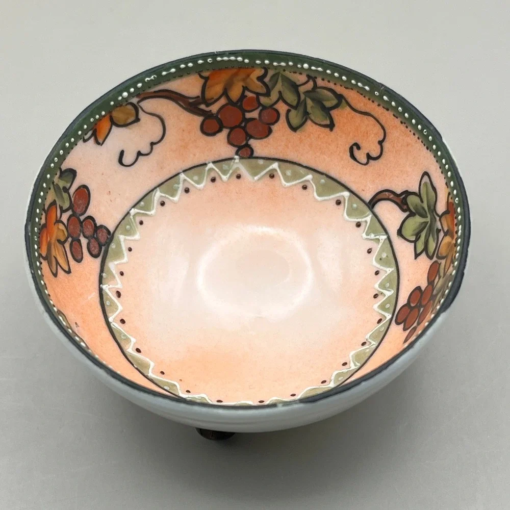 Imperial Nippon Hand Painted Footed Bowls Set of 3 Grape Vine Moriage Antique 3